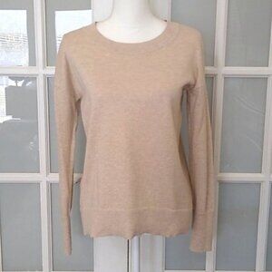 GAP Crew Neck Shimmery Lightweight Beige Sweater